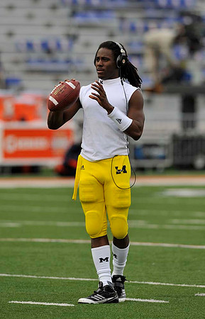 Denard Robinson (16)