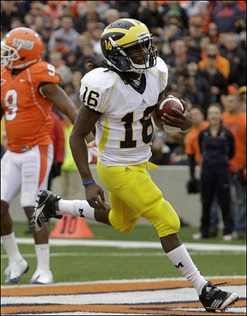 Denard Robinson (16)