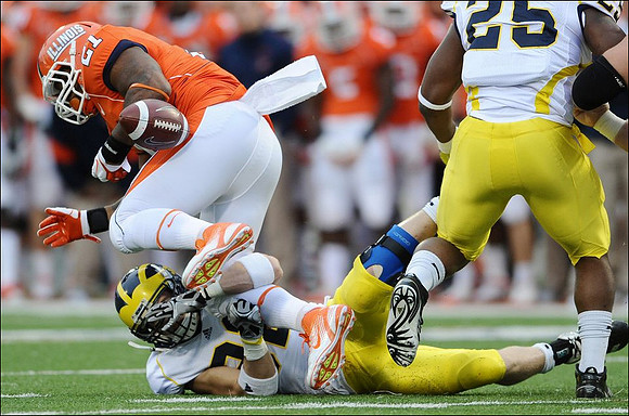 Jordan Kovacs (32) and Kenny Demens (25)