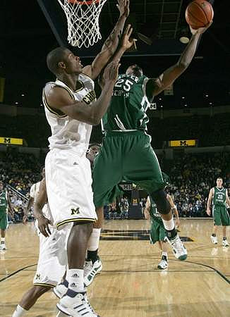 DeShawn Sims (34)