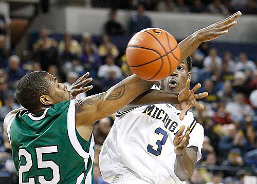 Manny Harris (3)