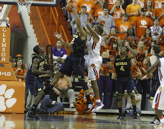 Tim Hardaway Jr. (10), Jordan Morgan (52), and Darius Morris (4)