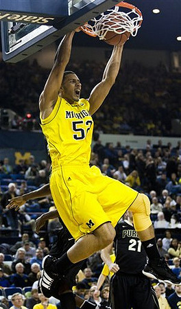 Jordan Morgan (52)