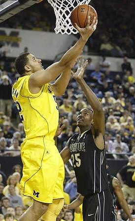 Jordan Morgan (52)