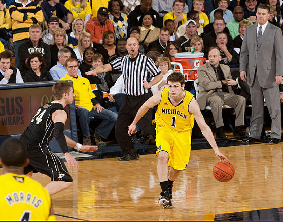 Darius Morris (4) and Stu Douglass (1)