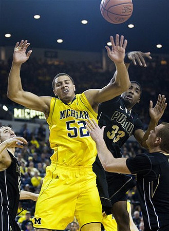 Jordan Morgan (52)