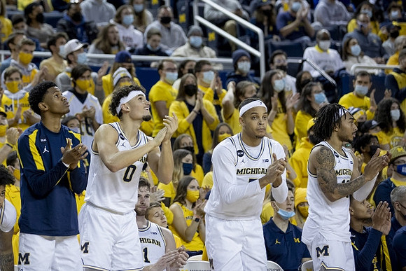 Zeb Jackson (3), Adrien Nunez (0), Hunter Dickinson (1), Terrance Williams II (5), and Frankie Collins (10)