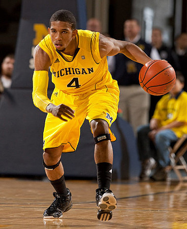 Darius Morris (4)