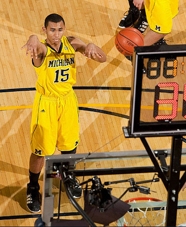 Jon Horford (15)