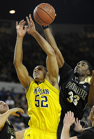 Jordan Morgan (52)
