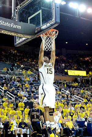 Jon Horford (15)