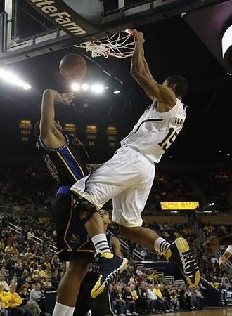 Jon Horford (15)