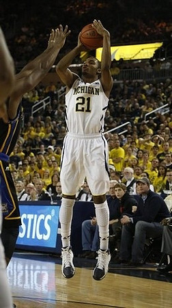 Zak Irvin (21)