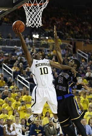 Derrick Walton Jr. (10)