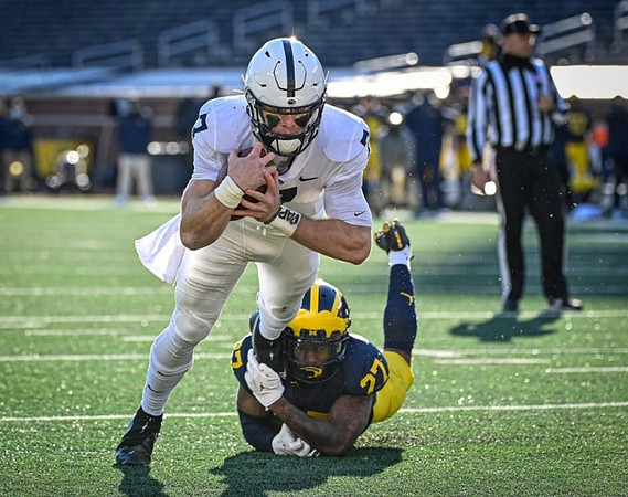Hunter Reynolds (27)