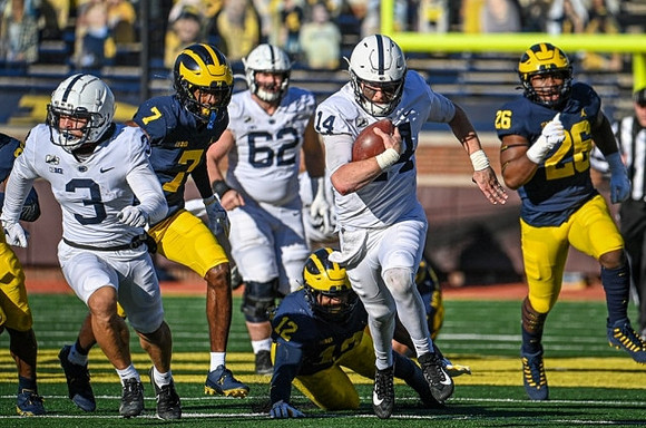 Makari Paige (7), Josh Ross (12), and Kalel Mullings (26)