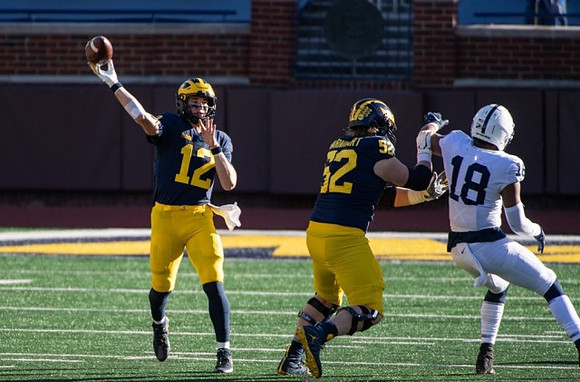 Cade McNamara (12) and Karsen Barnhart (52)