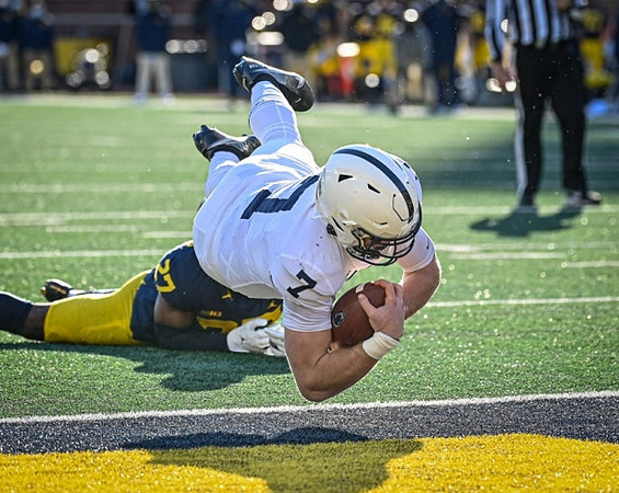 Hunter Reynolds (27)