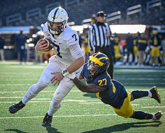 Hunter Reynolds (27)