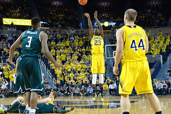 Caris LeVert (23) and Max Bielfeldt (44)