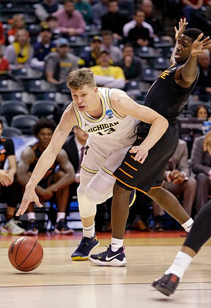 Moritz Wagner (13)