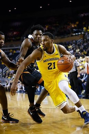 Zak Irvin (21)