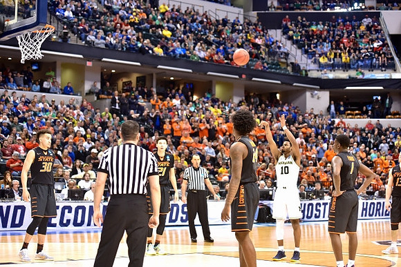 Derrick Walton Jr. (10)