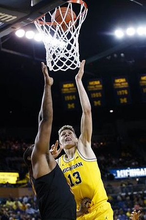 Moritz Wagner (13)