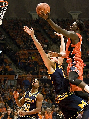 Derrick Walton Jr. (10) and Duncan Robinson (22)