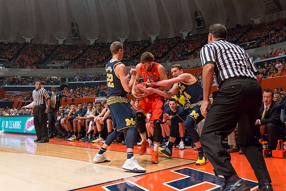 Duncan Robinson (22) and Mark Donnal (34)
