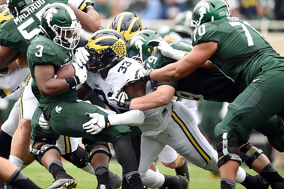 Taco Charlton (33)