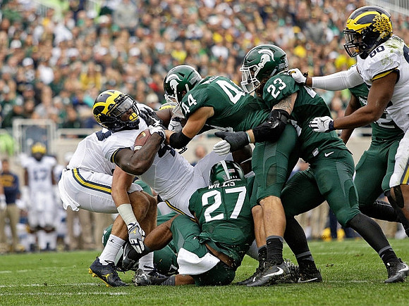 De'Veon Smith (4) and Khalid Hill (80)
