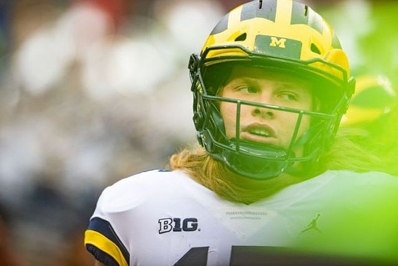 Chase Winovich (15)