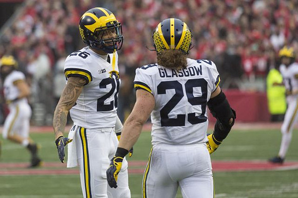 J'Marick Woods (26) and Jordan Glasgow (29)