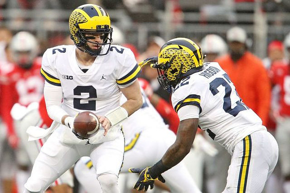 Shea Patterson (2) and Karan Higdon (22)