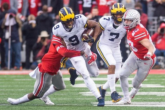 Donovan Peoples-Jones (9) and Tarik Black (7)