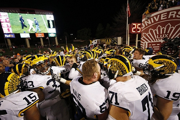 James Ross (15), Taco Charlton (33), Blake O'Neill (12), Kyle Kalis (67), Ben Braden (71), and Henry Poggi (19)