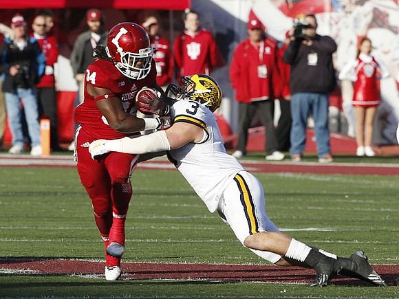 Desmond Morgan (3)