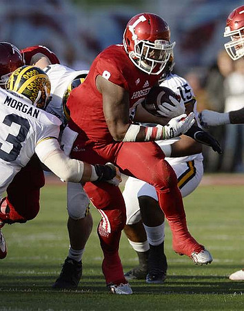 Desmond Morgan (3) and James Ross (15)