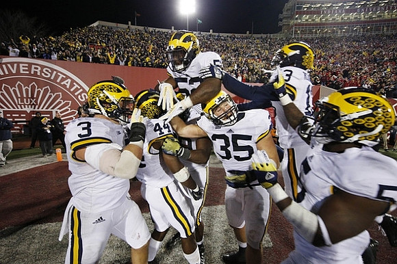 Desmond Morgan (3), Delano Hill (44), Royce Jenkins-Stone (52), Joe Bolden (35), Terry Richardson (13), and Jabrill Peppers (5)