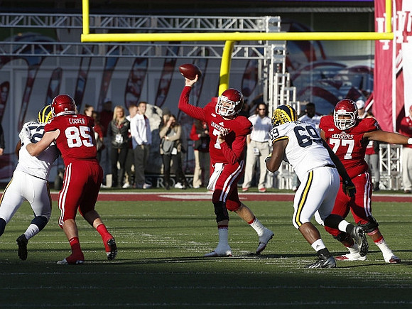 Royce Jenkins-Stone (52) and Willie Henry (69)