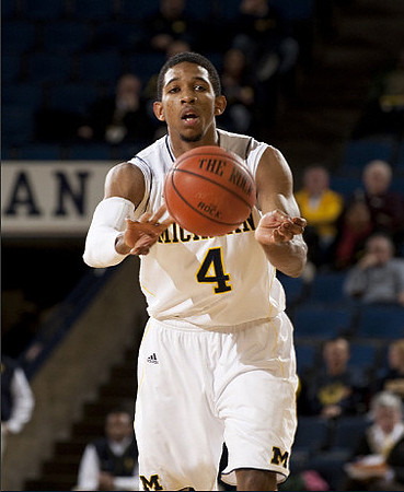 Darius Morris (4)