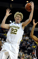 Blake McLimans (22)