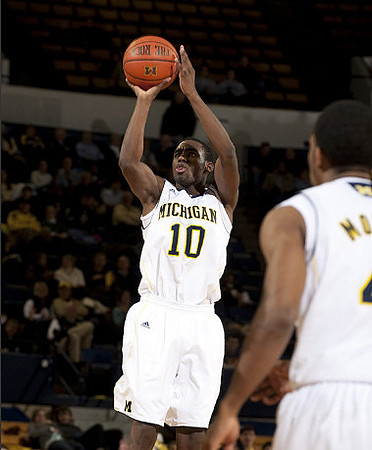 Tim Hardaway Jr. (10) and Darius Morris (4)