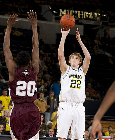 Blake McLimans (22)