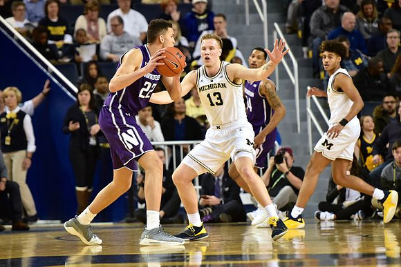 Ignas Brazdeikis (13) and Jordan Poole (2)