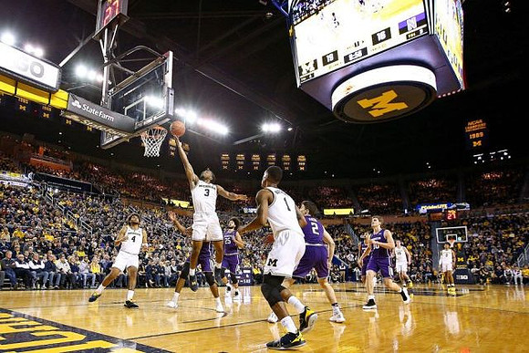 Isaiah Livers (4), Zavier Simpson (3), Charles Matthews (1), Jon Teske (15), and Jordan Poole (2)