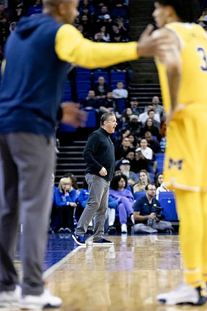 John Calipari Kentucky Head Coach, Juwan Howard, and Jaelin Llewellyn (3)