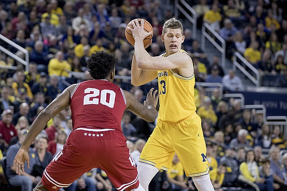 Moritz Wagner (13)