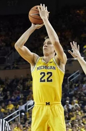 Duncan Robinson (22)